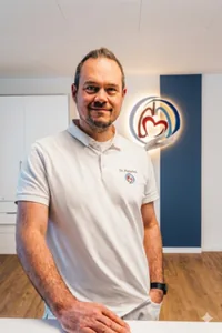 Dr. med. Lars Platschek